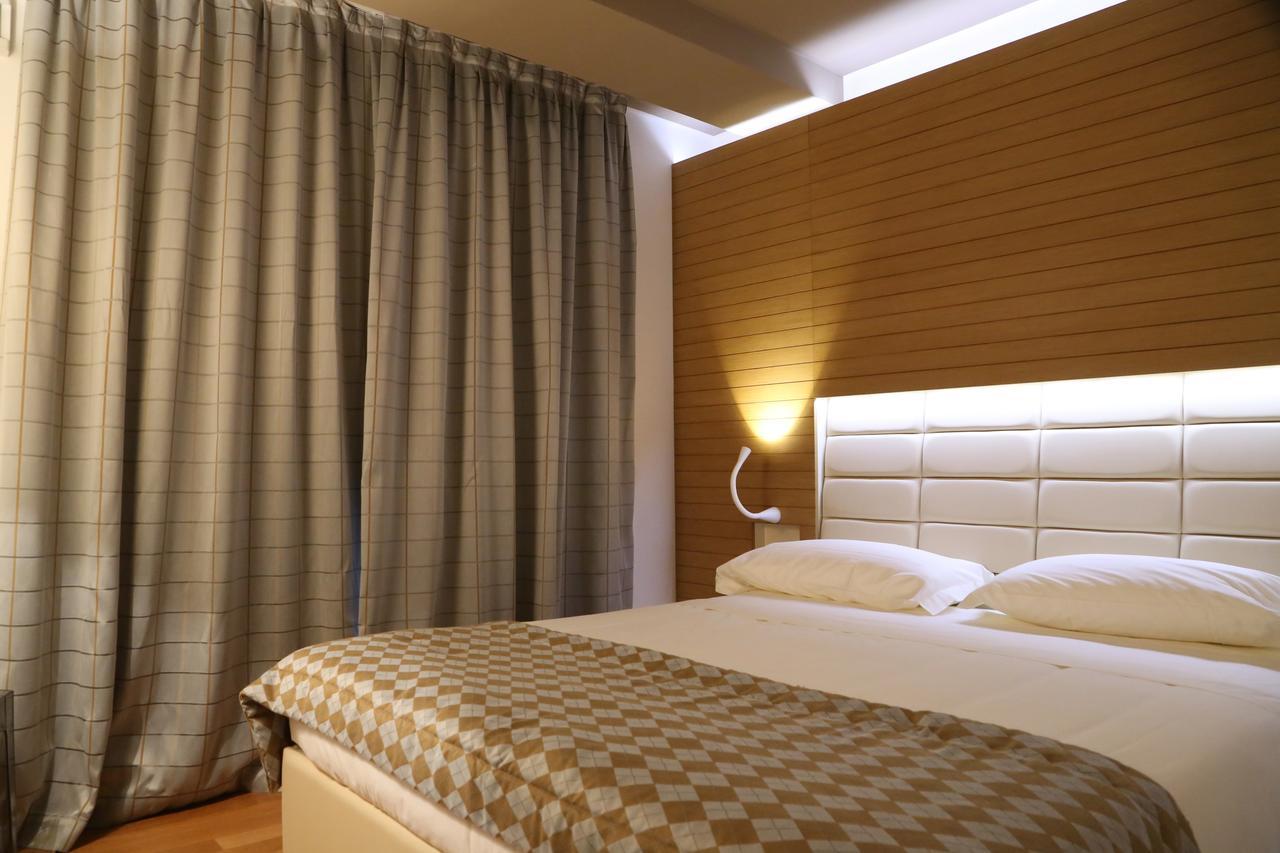Grand Chalet Delle Rocche روكّا دي ميتْسو المظهر الخارجي الصورة