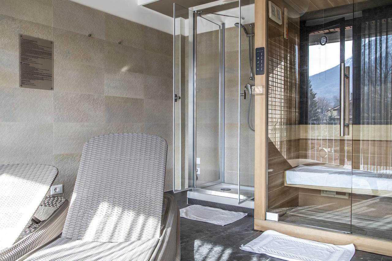Grand Chalet Delle Rocche روكّا دي ميتْسو المظهر الخارجي الصورة
