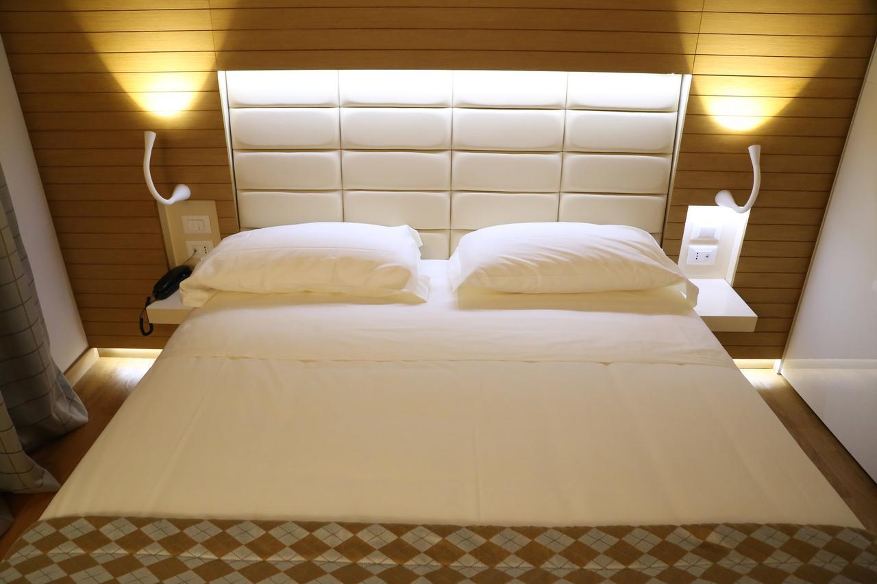 Grand Chalet Delle Rocche روكّا دي ميتْسو المظهر الخارجي الصورة